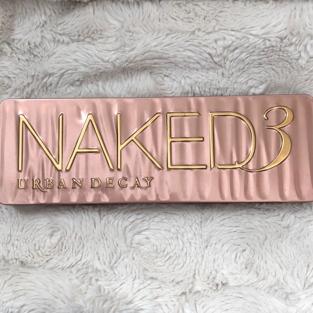 Naked 3 eyeshadow palette 🍂